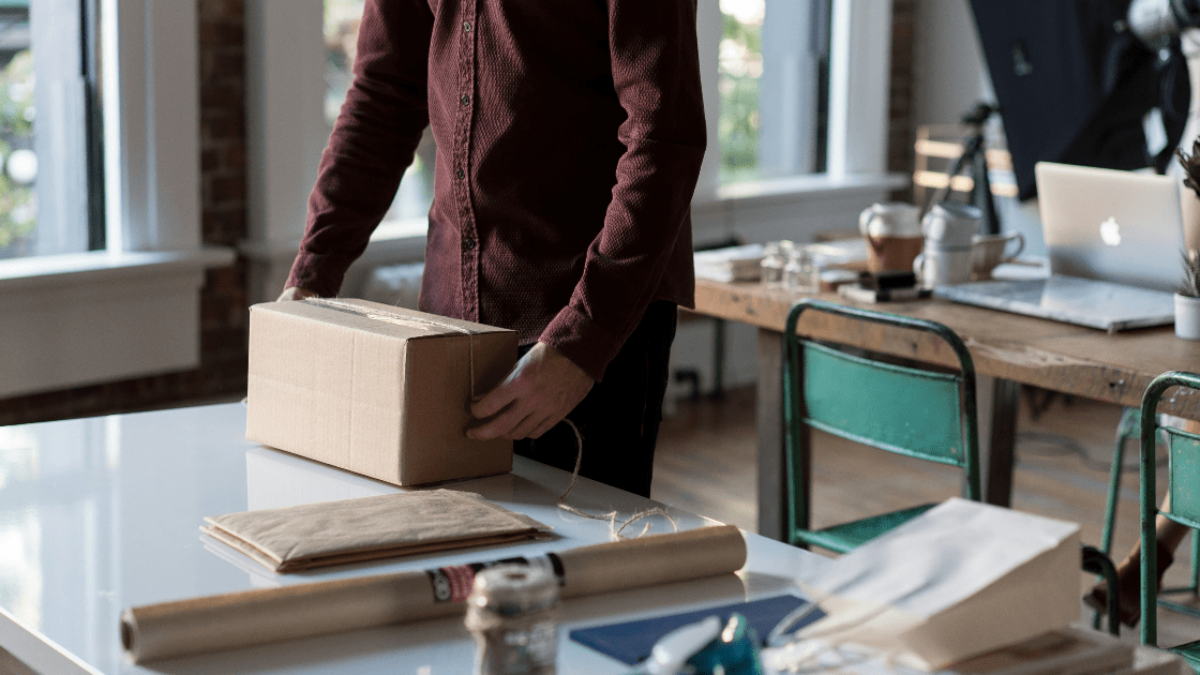 Local Collection Models: Optimizing Fulfillment Logistics for 2026 thumbnail